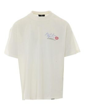 T-shirt bianca dell'amore e dei baci