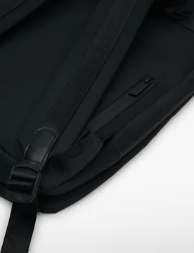 Mochila de hombre compacta de nailon - Adolfo Dominguez - FashionsVida