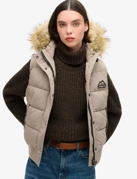 Superdry Damen Everest Kunstfell-weste Beige - Größe: 36 - 129.99 - FashionsVida