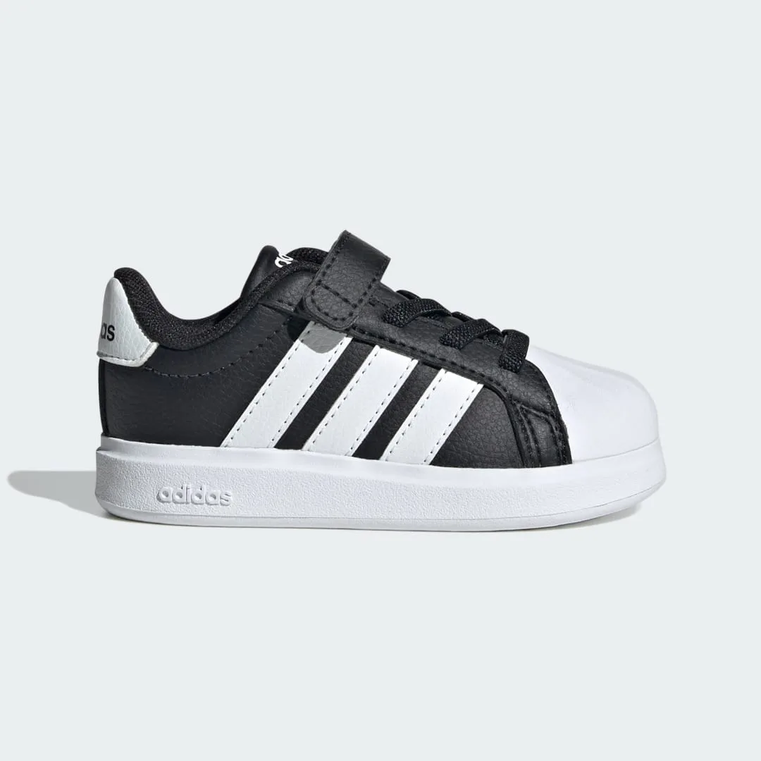 Streettalk 22 Core Black / Cloud White / Cloud White - Adidas - FashionsVida