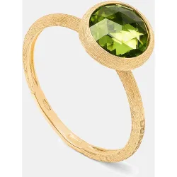 Anillo de oro y peridoto