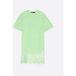 Vestido camiseta corto encaje