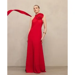 Vestido halter con flor grande