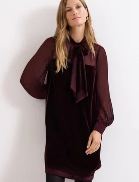 Women's Vinnie Velvet Dress in Wine Size: 24 - Wine - Size: 24 - Phase Eight - FashionsVida