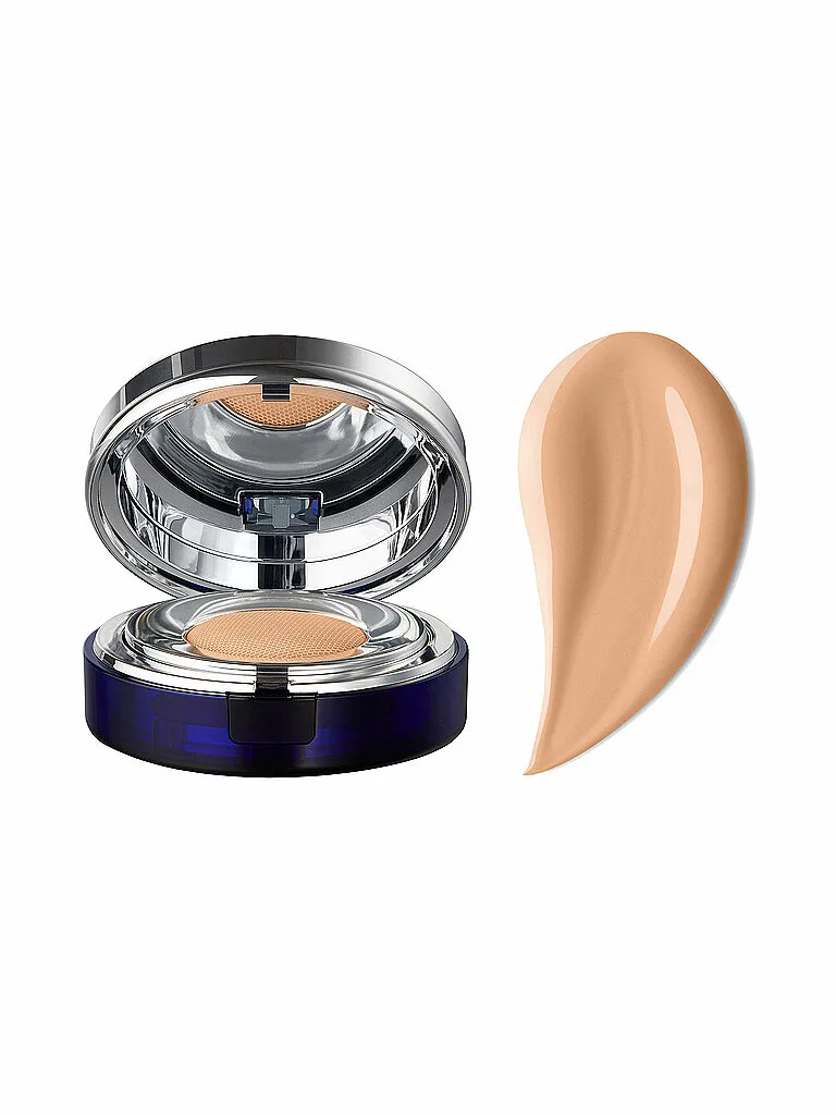 Skin Caviar Essence in Foundation SPF25 (68 Pêche) - La Prairie - FashionsVida