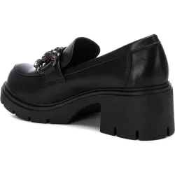 Mocasín de mujer con hebilla