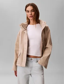 Cazadora Mujer transicional corta - Calvin Klein Jeans - FashionsVida