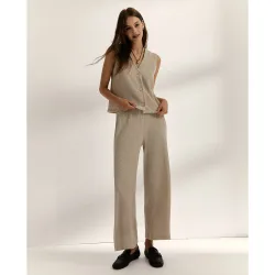 Chaleco de mujer en punto estructurado