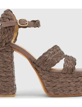 Sandalias de tiras de mujer Fresa en rafia abierta con cierre de hebilla - Castañer - FashionsVida