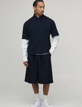 Men's Pinstripe Oversized Boxy Faux Layer Shirt & Wide Leg Pleat Front Jorts Set Navy Size Medium Navy M - boohooMAN - FashionsVida
