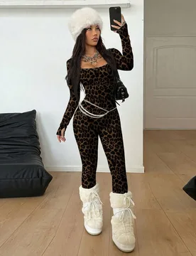 Mono ajustado de mujer con estampado de leopardo vintage, elegante y sexy. Cómodo y versátil, apto para esquiar, deportes, combinar, salidas, estilo - Shein - FashionsVida