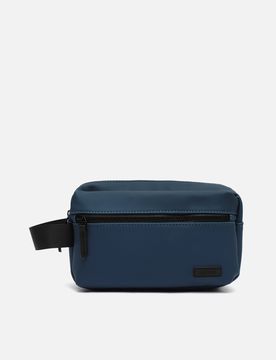 Gamo Toiletry bag with hand handle