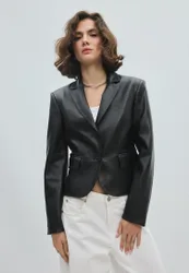 Kurzer figurbetonter Blazer Schwarz XS