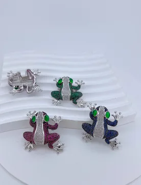 Mm Frog Pin Brooch Pendant in White Golden Plated - Aliexpress - FashionsVida