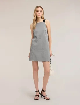 Vestido corto de línea a con estampado vichy modelo sin mangas con tirantes anchos en contraste - Motivi - FashionsVida