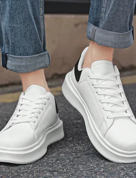 Talla pequeña) Zapatos casuales de skateboard de color blanco y negro con contraste para hombres, zapatillas deportivas de moda coreana para uso diar - Shein - FashionsVida