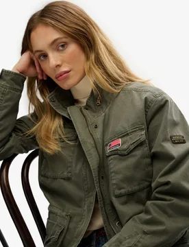 Superdry Women's Military Borg Jacke Dunkelkhaki - Größe: 40 - 129.99 - FashionsVida
