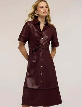Vestido camisero con detalles calados abertura frontal con botones de presión cinturón en la cintura desmontable - Motivi - FashionsVida