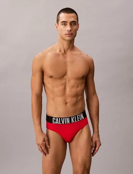 Bañador tipo slip con cinturilla - Calvin Klein - FashionsVida