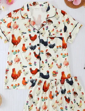 Conjunto de 2 piezas de pijama de verano informal para mujer, con top de manga corta con cuello y botones, y pantalón corto suelto con elástico, con - Shein - FashionsVida