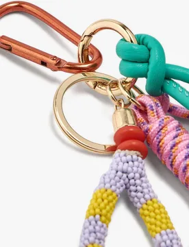 Llavero con charm y abalorios decorativos - Parfois - FashionsVida