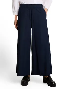 Cropped wide leg pants female