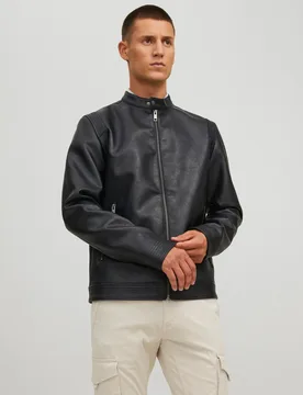 Giubbino biker nero in similpelle martellata con colletto alla coreana - Jack & jones - FashionsVida