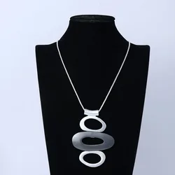 Kaseakia Fashionable and Personalized Metal Oval Pendant Women's Long Necklace Jewelry Accessories