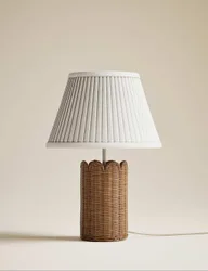 Wicker Scalloped Table Lamp Natural
