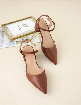 Tacones de tobillo con punta puntiaguda y tacón grueso, elegantes tacones altos de mujer de color marrón óxido con correa de tobillo y hebilla, ele - Shein - FashionsVida