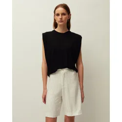 Camiseta de tirantes básica de mujer con escote redondo