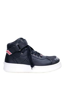 Sneakers alte con cerchi