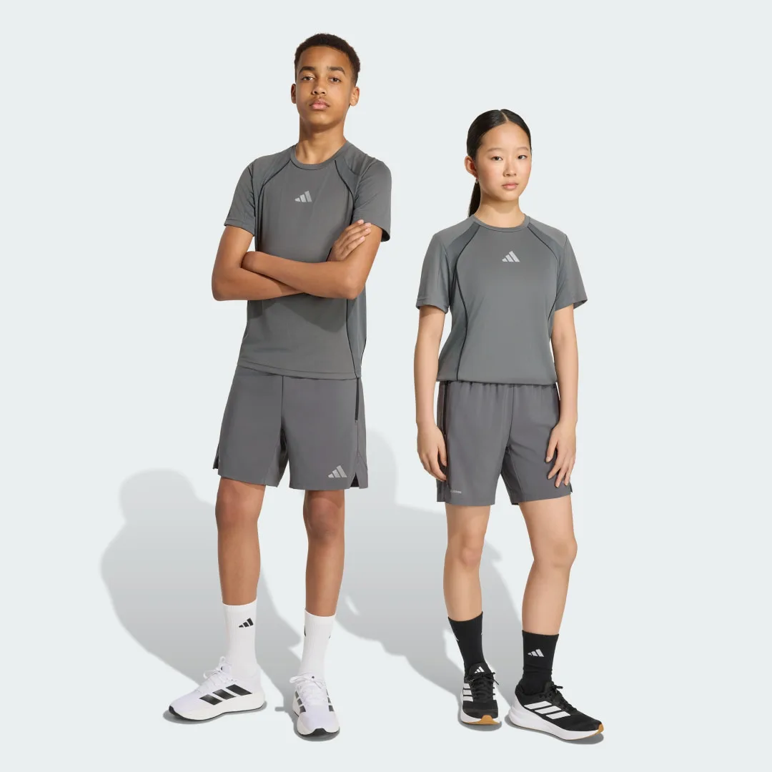 Short Apparel Tech 9-10A Grey Five / Grey Five / Reflective Silver - Adidas - FashionsVida