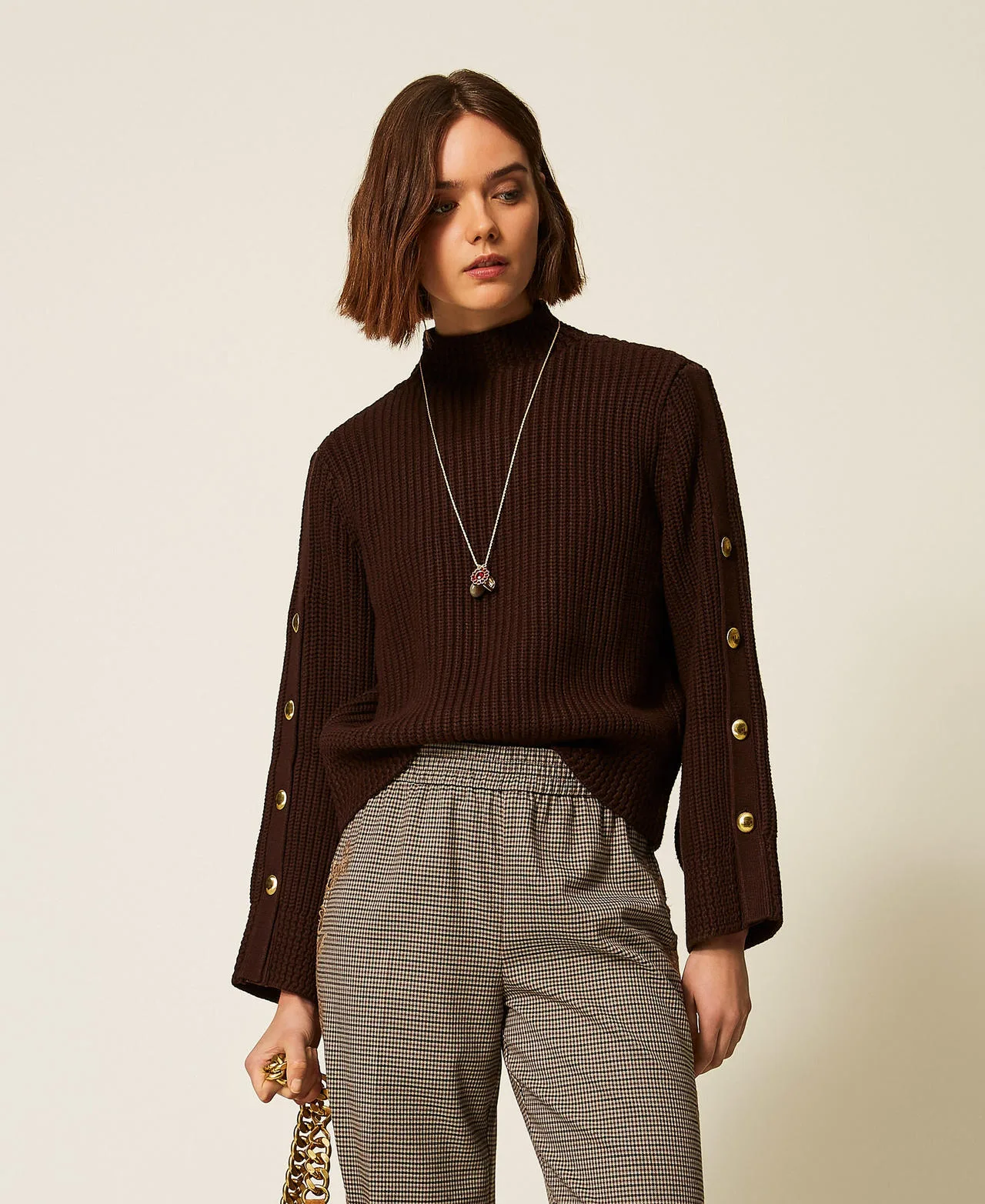 Twinset Pull avec boutons en métal - TWINSET - FashionsVida