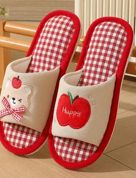 Pantuflas de casa casuales para mujer con punta cerrada de ante con diseño de fruta bordado, estilo de moda otoño/invierno - Shein - FashionsVida