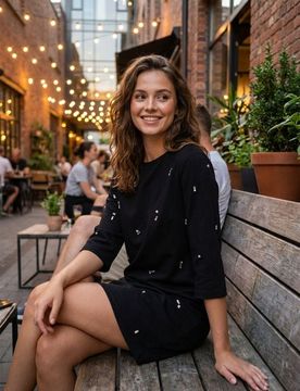 Abito mini con applicazioni brillanti - nero