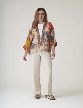 Kimono corto beige in modal e cupro con stampa gru a contrasto - One Hundred Stars - FashionsVida