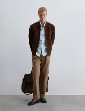 Pantalón de hombre tapered con pinzas delanteras y bajo recto - Scalpers - FashionsVida