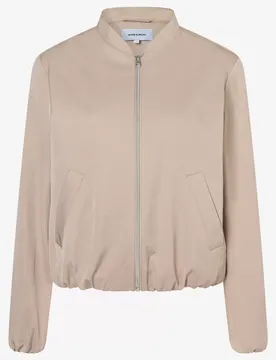 Oversized Blouson female