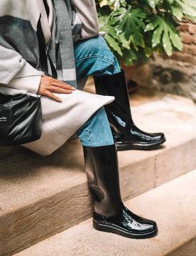 Bota de agua para mujer en goma con acabado brillante | CLERMONT