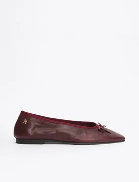 Bailarina de piel con logo - Tommy Hilfiger - FashionsVida