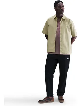 Pantalón de hombre Club Chino Stretch Pant - Nike - FashionsVida