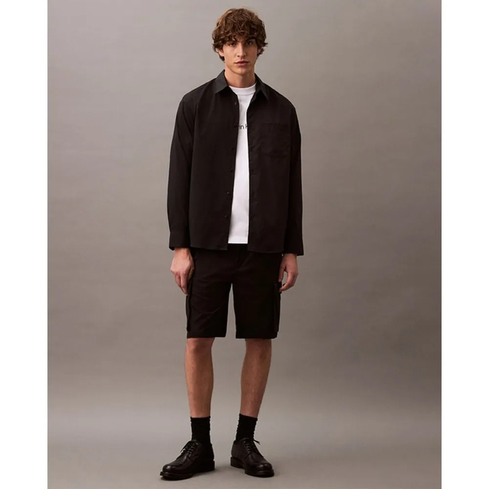 Pantalón corto cargo de Hombre - Calvin Klein Jeans - FashionsVida