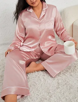Conjunto de pijama con top y pantalones de satén con ribete de contraste, ropa de otoño e invierno cómoda y elegante - Shein - FashionsVida