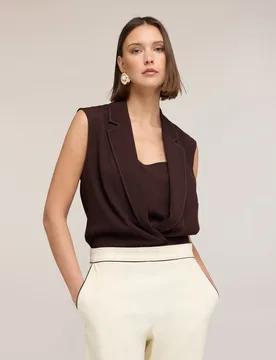 Top de mujer body con cuello the tailoring lab abertura frontal con cuello de solapa y detalle de costuras - Motivi - FashionsVida