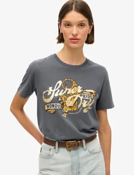 Superdry Damen Dunkelgrau Lässiges T-Shirt Mit Tattoo-Schriftzug Grafikdruck, Größe: 40 - 39.99 - FashionsVida