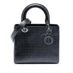 Medium Metallic Patent Microcannage Lady