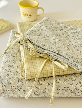 Piezas 100% Poliéster 2026 Nueva Serie Primavera Vibrante Diseño de Bloque de Color AB, Juego de Edredón Floral Amarillo Limón Cálido, 2 Fundas d - Shein - FashionsVida