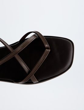 Sandalias Tiras Cruzadas Marrón - , 37