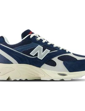 R Women's Sneakers - Blue - Size 4 - Leather - Blue - Size: 4 - New Balance - FashionsVida